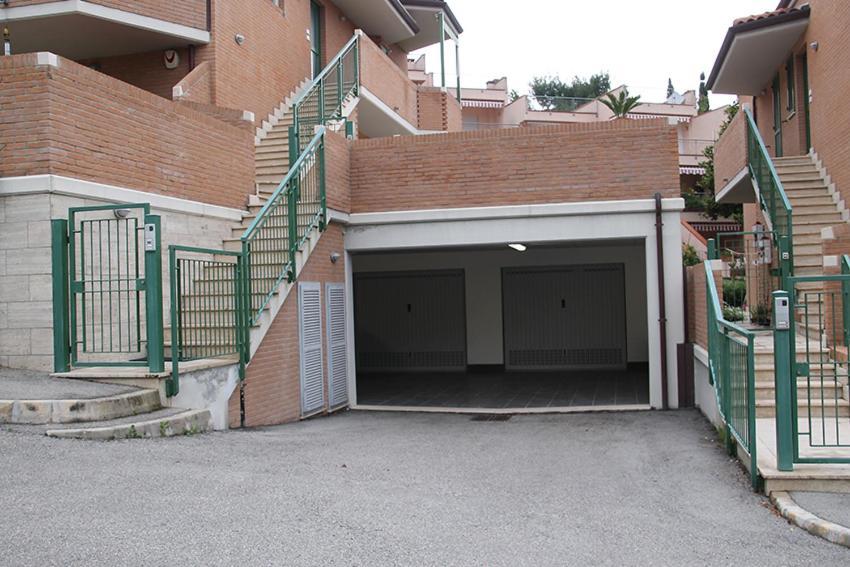 Appartamento Mare Sirolo Con Garage Privato Zewnętrze zdjęcie